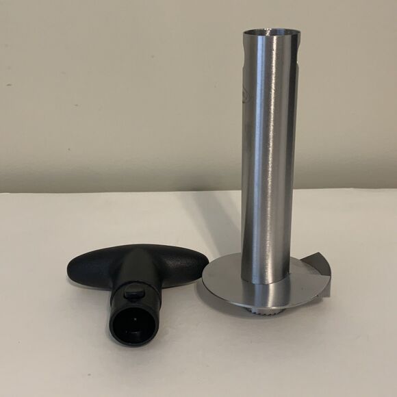 Newness Pineapple Corer Slicer Stainless Steel Blade Ergonomic Black Handle - Picture 9 of 9